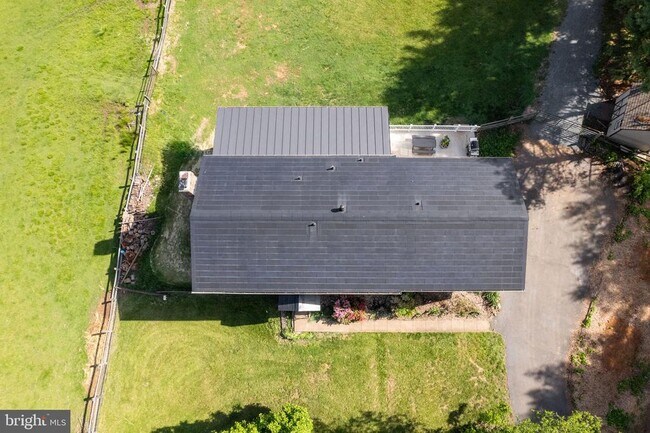 Building Photo - 4301 Mountain View Dr