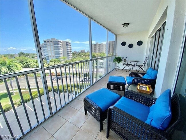 Building Photo - 1 Bluebill Ave