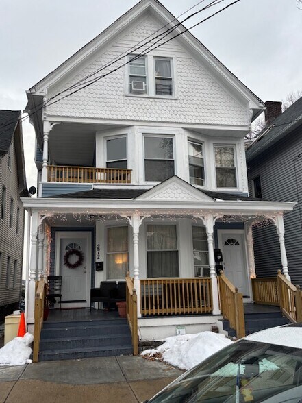 Building Photo - 272 Greenwich Ave