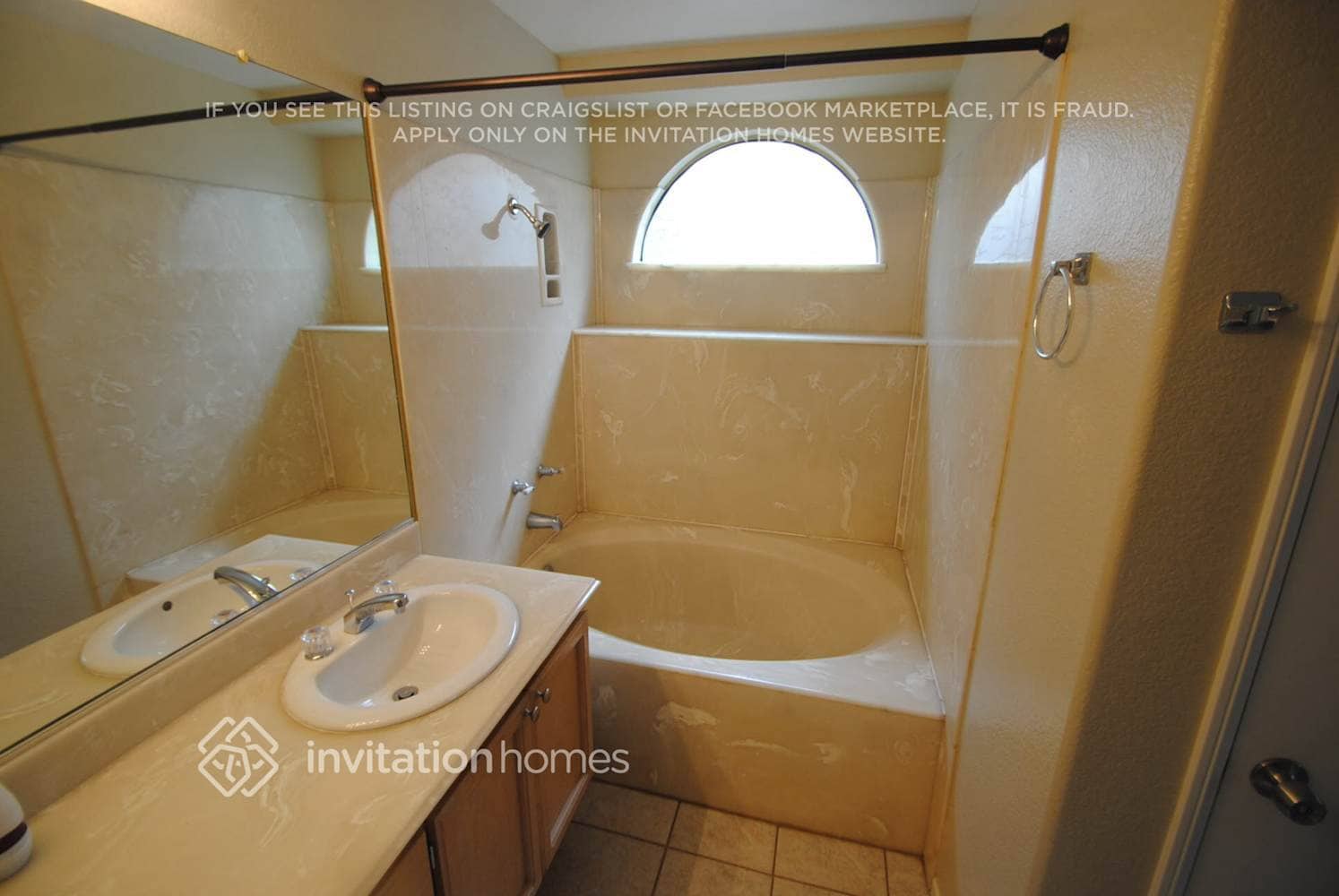 Building Photo - 40053 Adian Ct