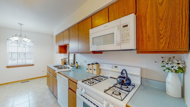 Building Photo - 468 Minnesota Cir