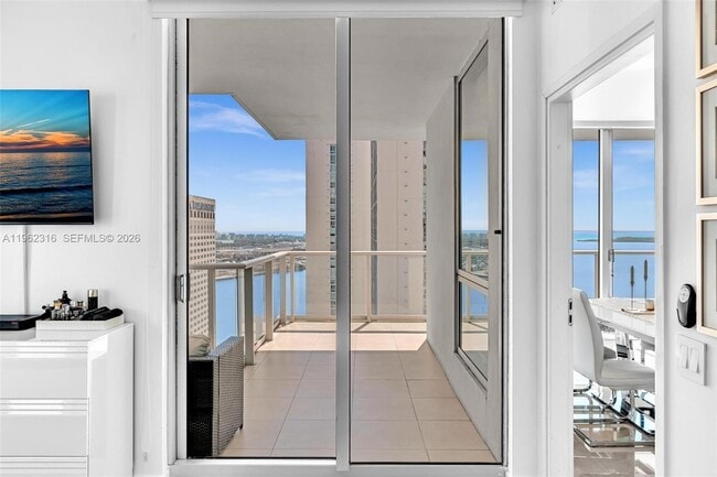 Building Photo - 300 S Biscayne Blvd