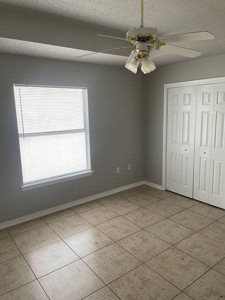 Building Photo - 313 3rd St