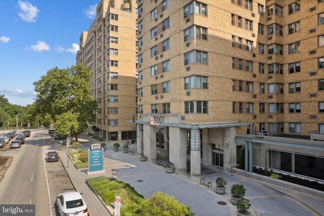 Building Photo - 2601 Pennsylvania Ave