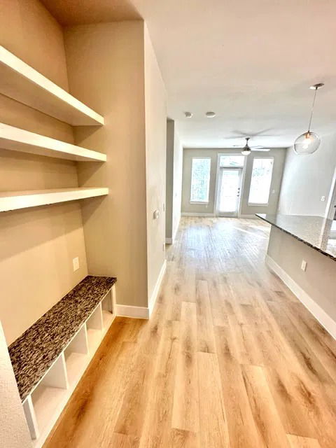 Building Photo - 8421 183A