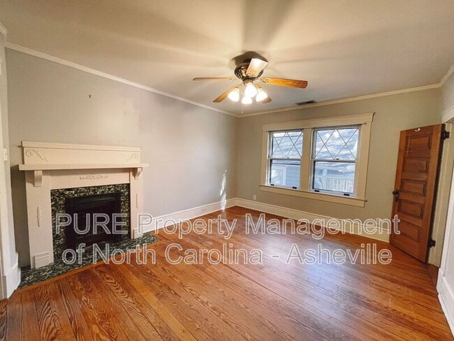 Building Photo - 114 Hillside St