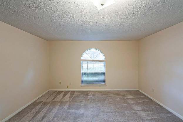 Building Photo - 15111 Gladebrook Dr