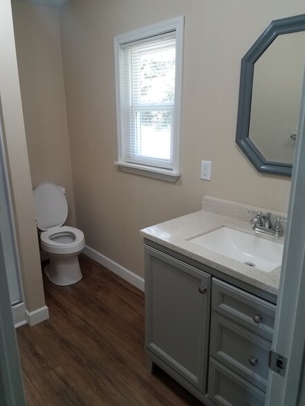 Master Bathroom - 157 Davis Ln