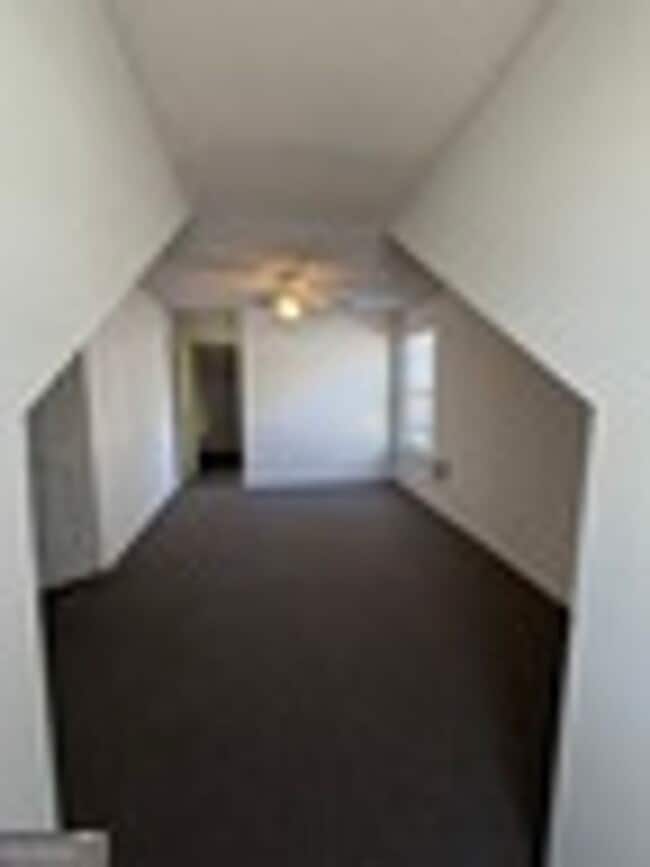 Building Photo - 303 Madison Ave