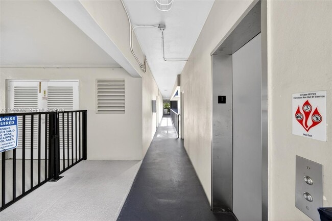 Building Photo - 6815 Edgewater Dr