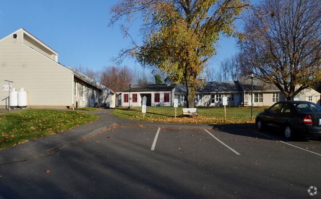 Building Photo - Snipsic Village