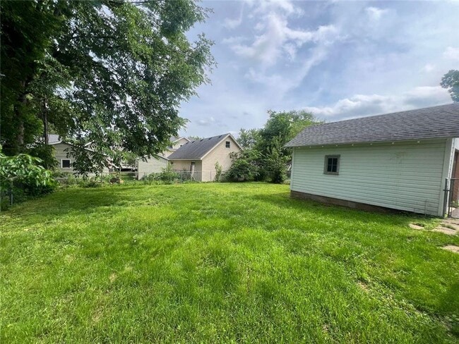 Building Photo - 715 2nd St NW