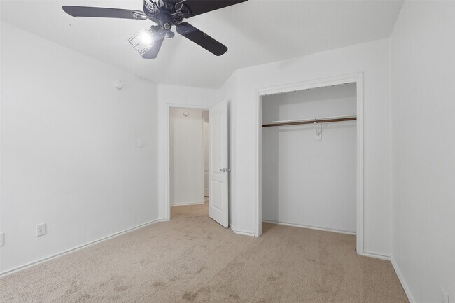 Building Photo - 19319 Arbor Pines Ln