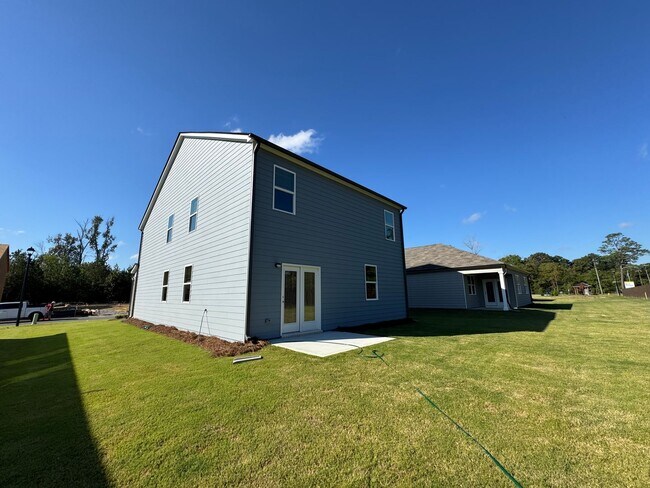 Building Photo - Brand New 5/3 House in Armuchee- $2,295