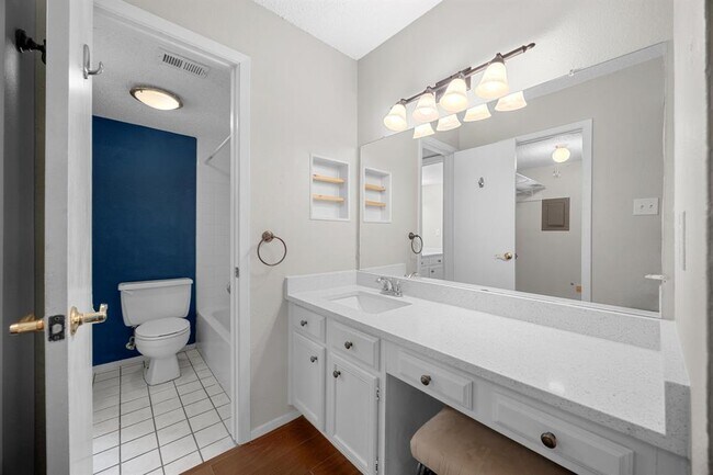 Building Photo - 4159 Steck Ave