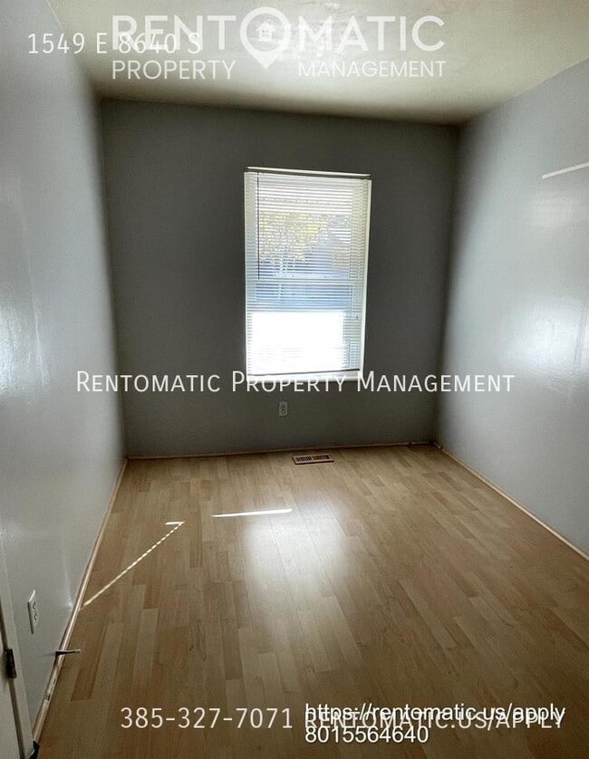 Building Photo - 1549 E 8640 S