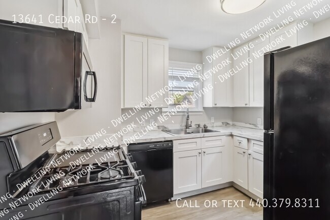 Building Photo - 13641 Cedar Rd