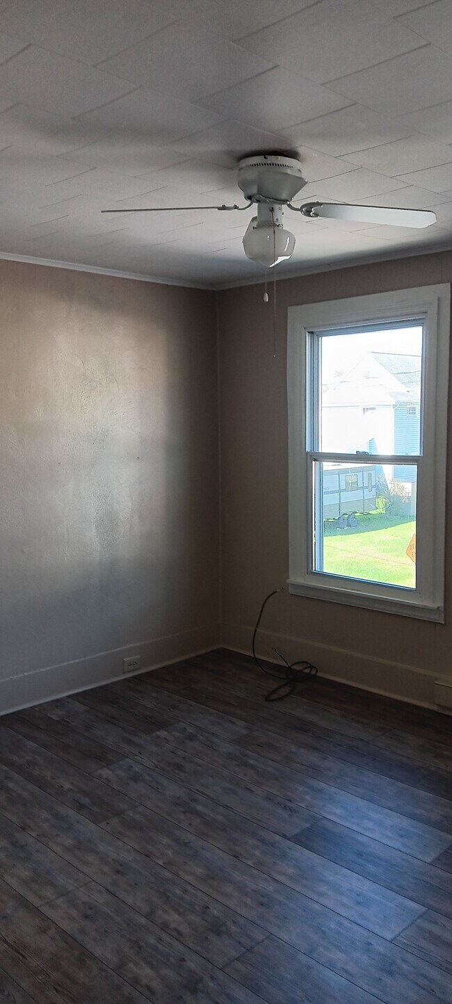 Building Photo - 88 Adaline St