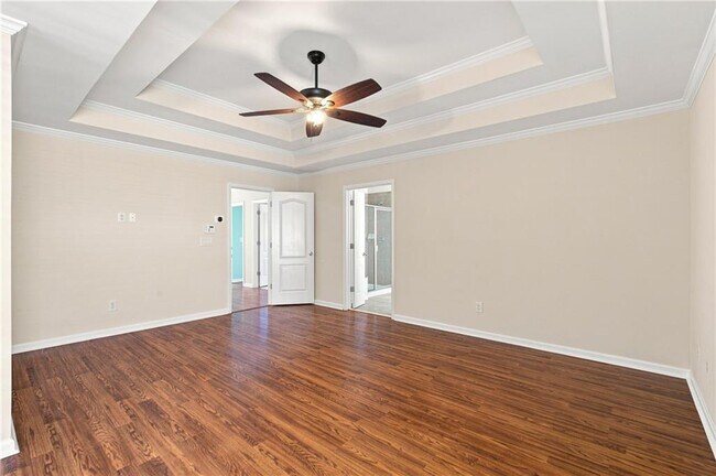 Building Photo - 3135 Carrick Rd