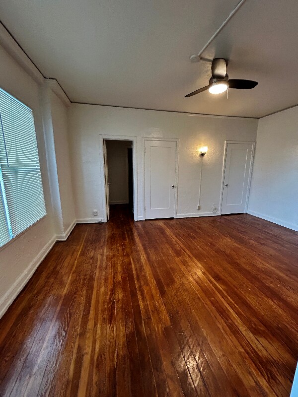 Building Photo - 1523 N McCadden Pl