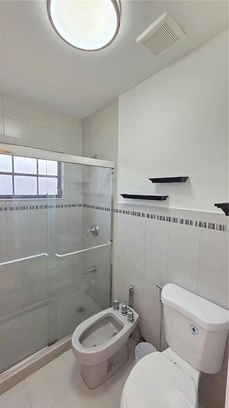 Building Photo - 3041 NW 16th St