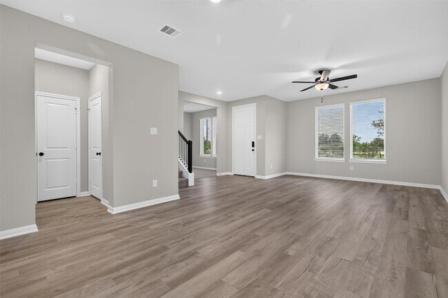 Building Photo - 6427 Prospect Oaks Pkwy