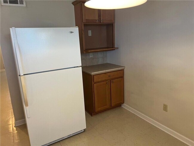 Building Photo - 316 Plantation Dr