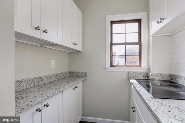 Building Photo - 3921 Watson Pl NW