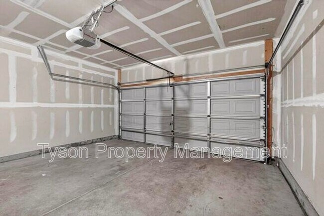 Building Photo - 8535 Zydecko Ave SW