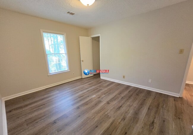 Building Photo - 493 Stone Mountain St