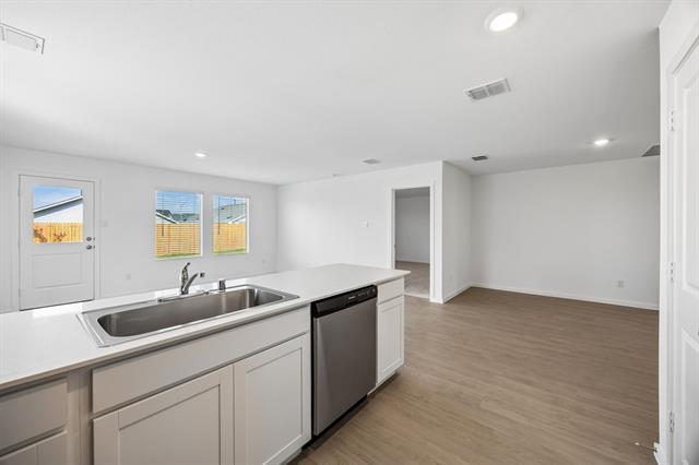 Building Photo - 3012 Tooley Dr