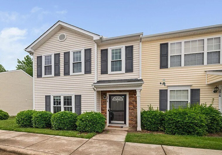 Front - 2018 Grassy Banks Dr