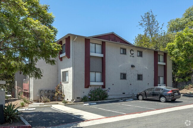 Building Photo - Hillside Terrace-Vista