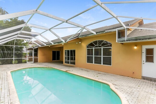 Building Photo - 19340 NW 8th St