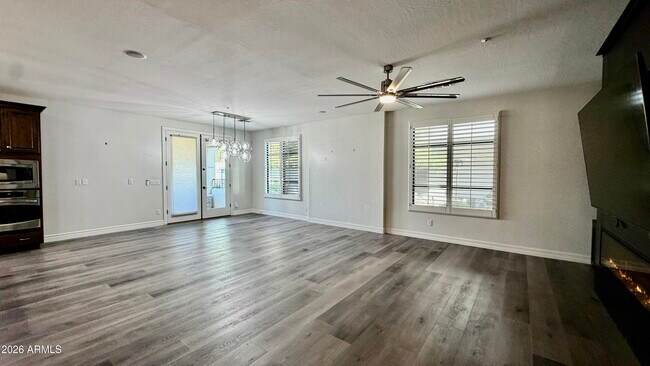 Building Photo - 1777 W Ocotillo Rd