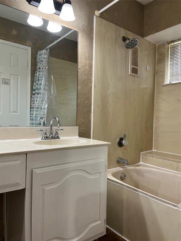 Building Photo - 7717 Iola Dr