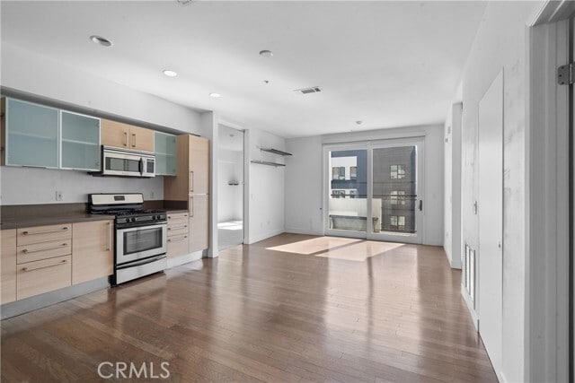 Building Photo - 1234 Wilshire Blvd