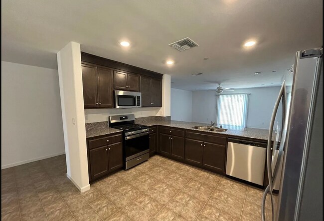 Building Photo - Two weeks free rent  "Spacious 4-Bedroom Haven with 2 Full Baths in Merced – Your Dream Home Awai...