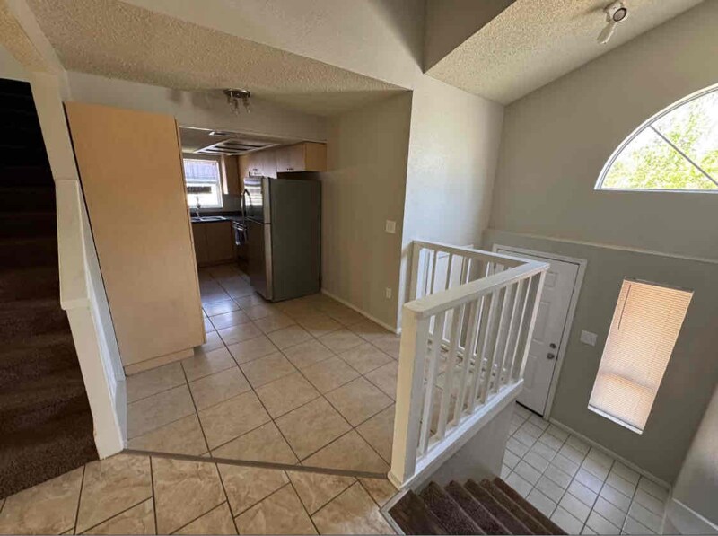 Building Photo - 7023 Oakwood Dr