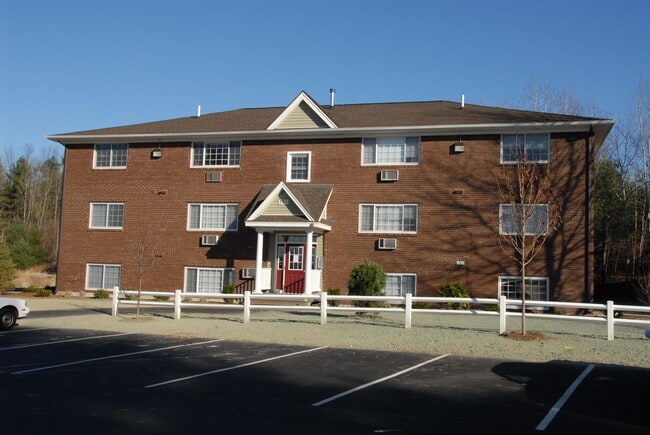 Building Photo - 3981 Brown Ave