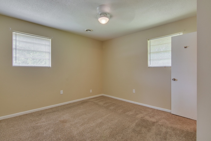 Building Photo - 2925 Audubon Pl