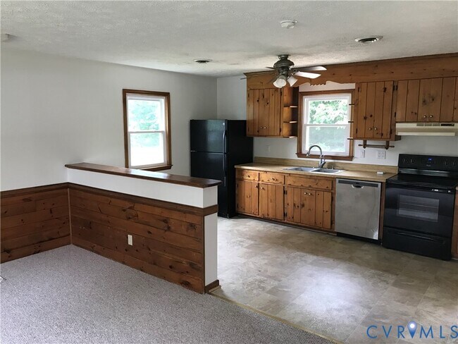 Building Photo - 2275 Batterson Rd