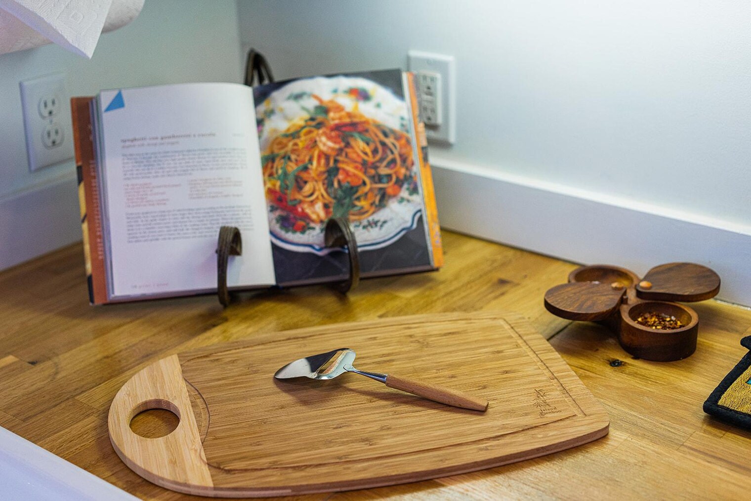 Building Photo - 107 W Columbia Ave