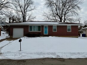 Building Photo - 317 Thomas Ave