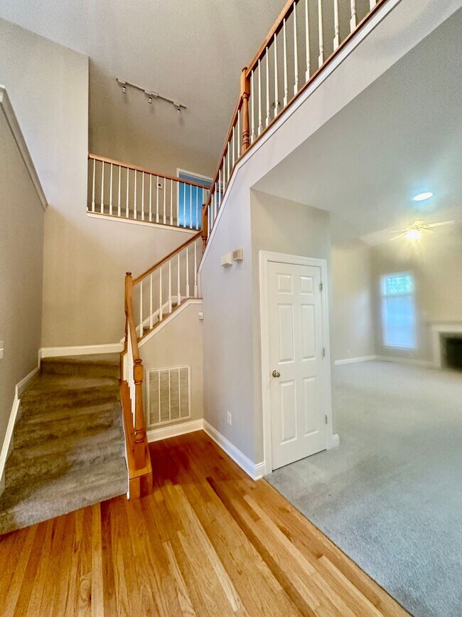 Building Photo - Spacious Waxhaw Home