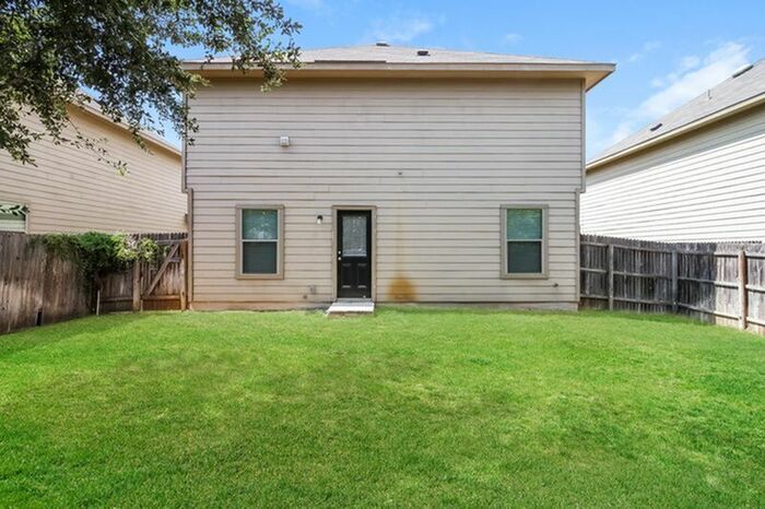 Building Photo - 8818 Scarlett Pl