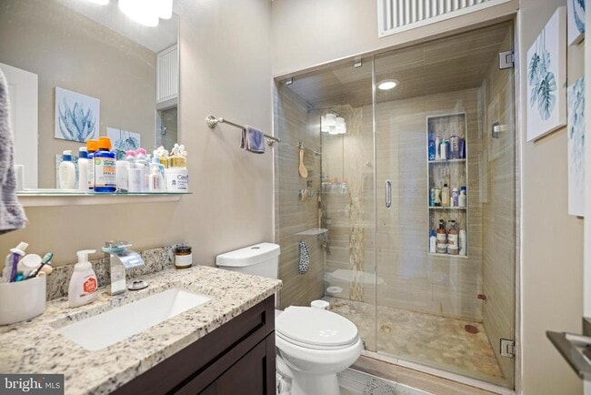 Building Photo - 3205 7th St NE