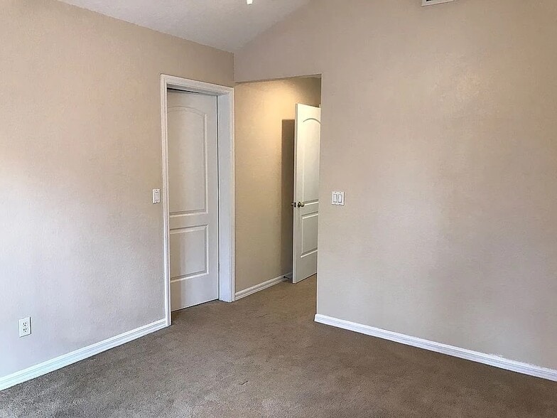 Bedroom 1 - 1513 Woodward St