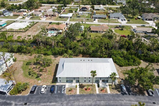 Building Photo - 8100 Memory Ln