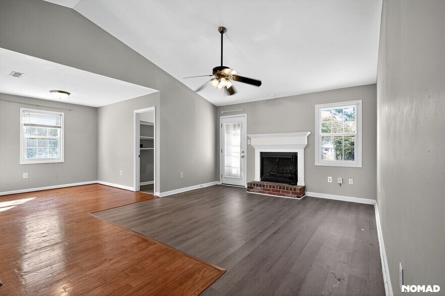 Building Photo - 2932 Tower Pines Dr